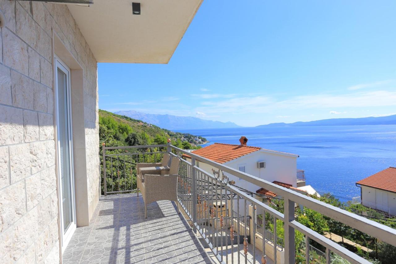 Apartments With A Parking Space Stanici, Omis - 17894 Bagian luar foto